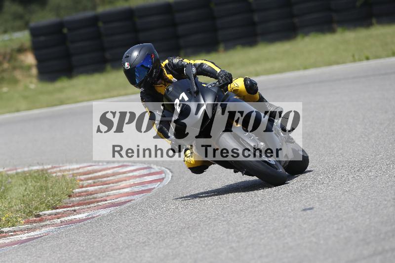 /27 12.06.2025 Ducati Schweiz Trackday Warmup  ADR/blau-bleu/21
